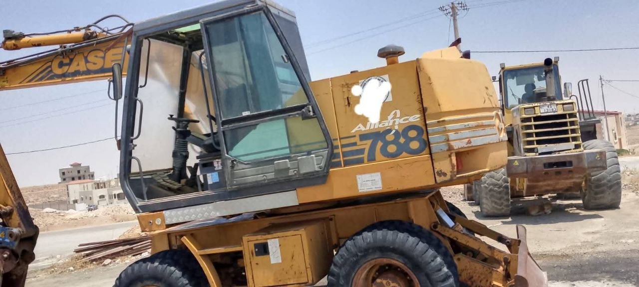 Case 788 backhoe excavator, 1998 model, cleared customs in Damascus, excavator prices in Syria