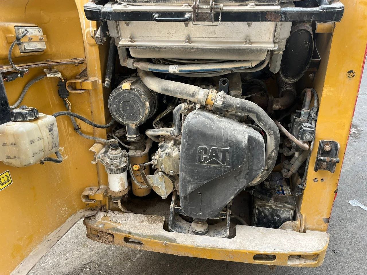 بوكلين كاتربيلر 226 للبيع موديل 2014 دخول جديد، تواجد دمشق