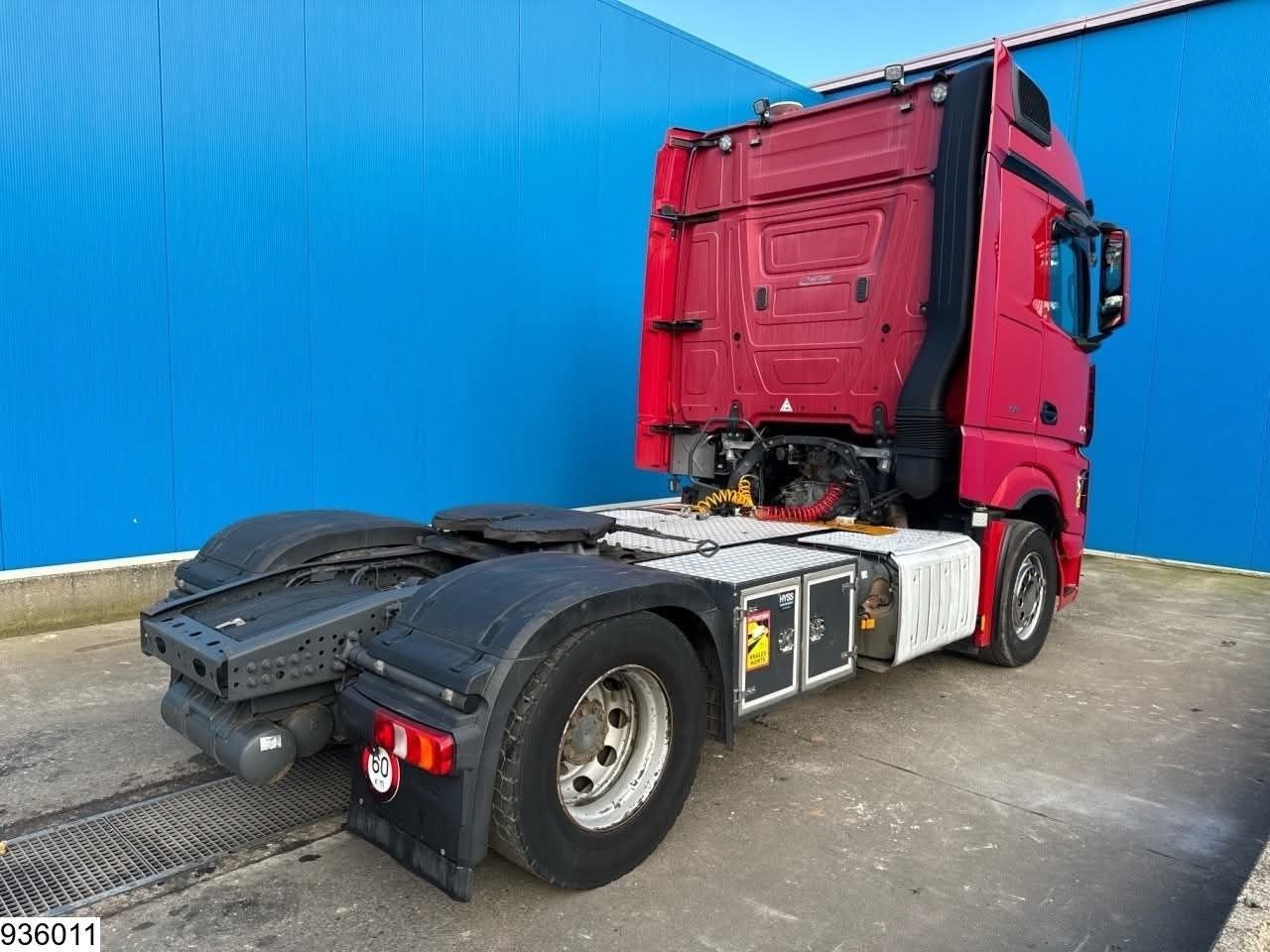Mercedes Actros 1851 Truck car head 2015 European Imported & Cleared, Located in Latakia, Heavy Truck Sales Platforms in Syria