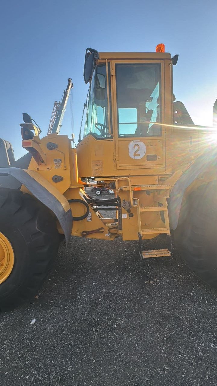 تركس Volvo L120E موديل 2007، مجمرك إدخال جديد، جاهز للعمل، تواجد دمشق، أكبر سوق عربي لبيع المعدات الثقيلة