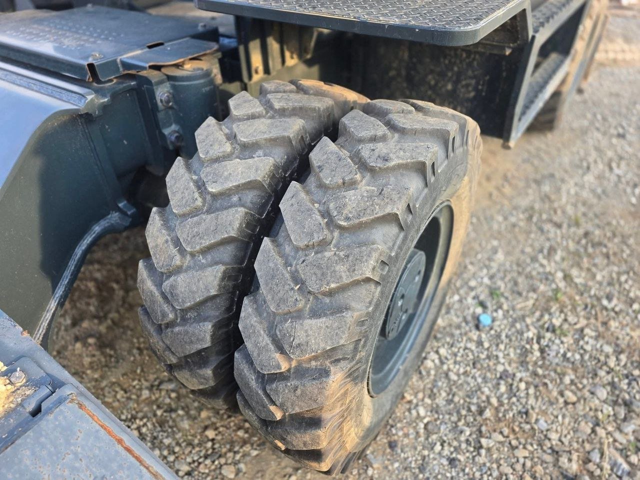 Hyundai HW210A Excavator, 2023 Model, Like New, Located in Aleppo, Affordable Excavator Sales