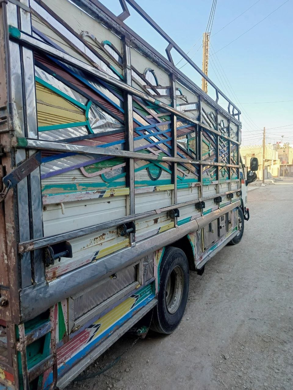 شاحنة انتر للبيع في دمشق, انتر كولر هوندا موديل 2500 سنة 2006 تواجد دمشق, شاحنات للبيع سوريا