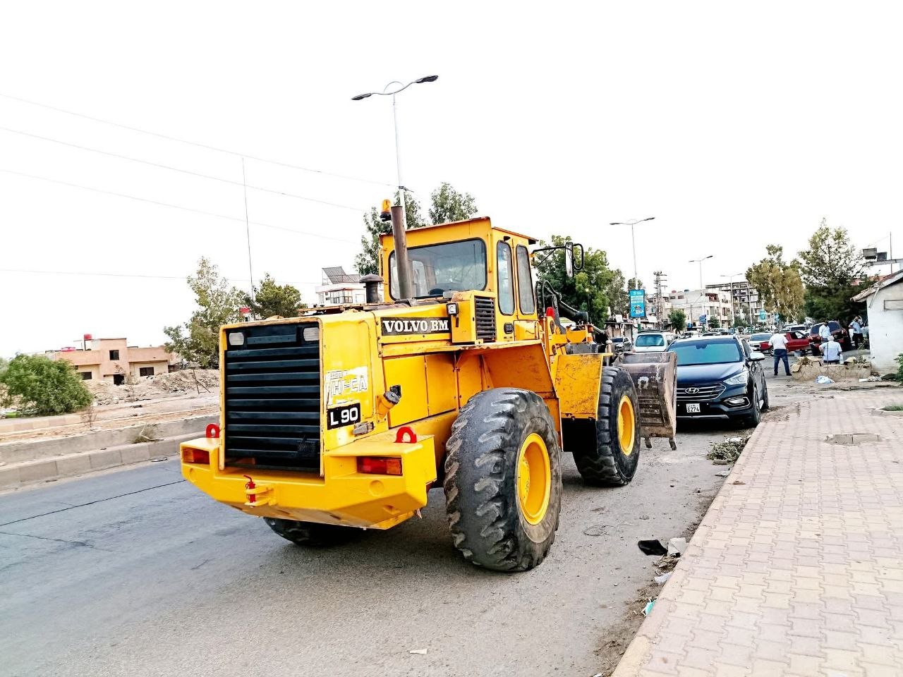 Volvo Loader for Sale in Aleppo, Volvo L90 Loader Model 1989 Located in Aleppo, Heavy Equipment Market Syria