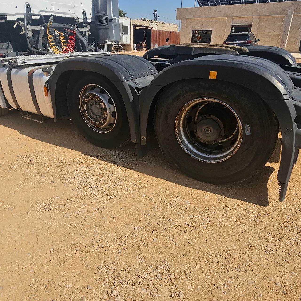 للبيع رأس شاحنة مرسيدس في دمشق، أكتروس 2551 سنغل MP4 موديل 2015، تواجد دمشق، أفضل العروض على الشاحنات والمعدات الثقيلة