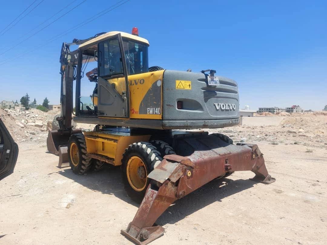 Volvo Excavator for Sale in Damascus, Volvo 140 Digger in Excellent Condition, Located in Damascus, Best Deals on Excavators and Heavy Equipment