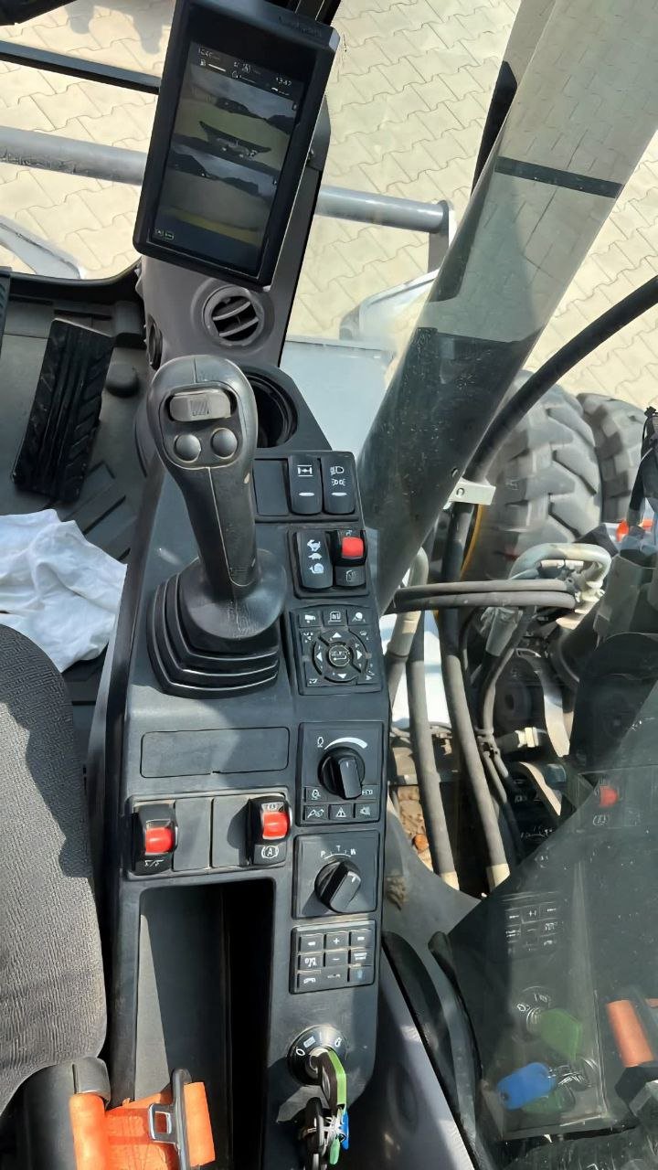 للبيع حفار فولفو في إدلب، باكر Volvo EWR130E موديل 2022 بحالة ممتازة، تواجد إدلب، أفضل العروض على الحفارات والمعدات الثقيلة