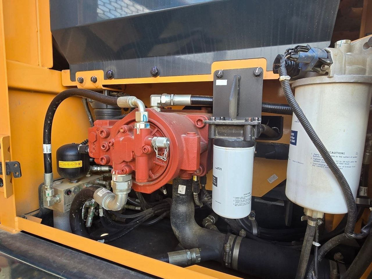 حفار دوسان للبيع في دمشق، باكر Doosan DX190W-5 موديل 2016 بحالة ممتازة، تواجد دمشق، عروض مميزة على الحفارات والمعدات الثقيلة