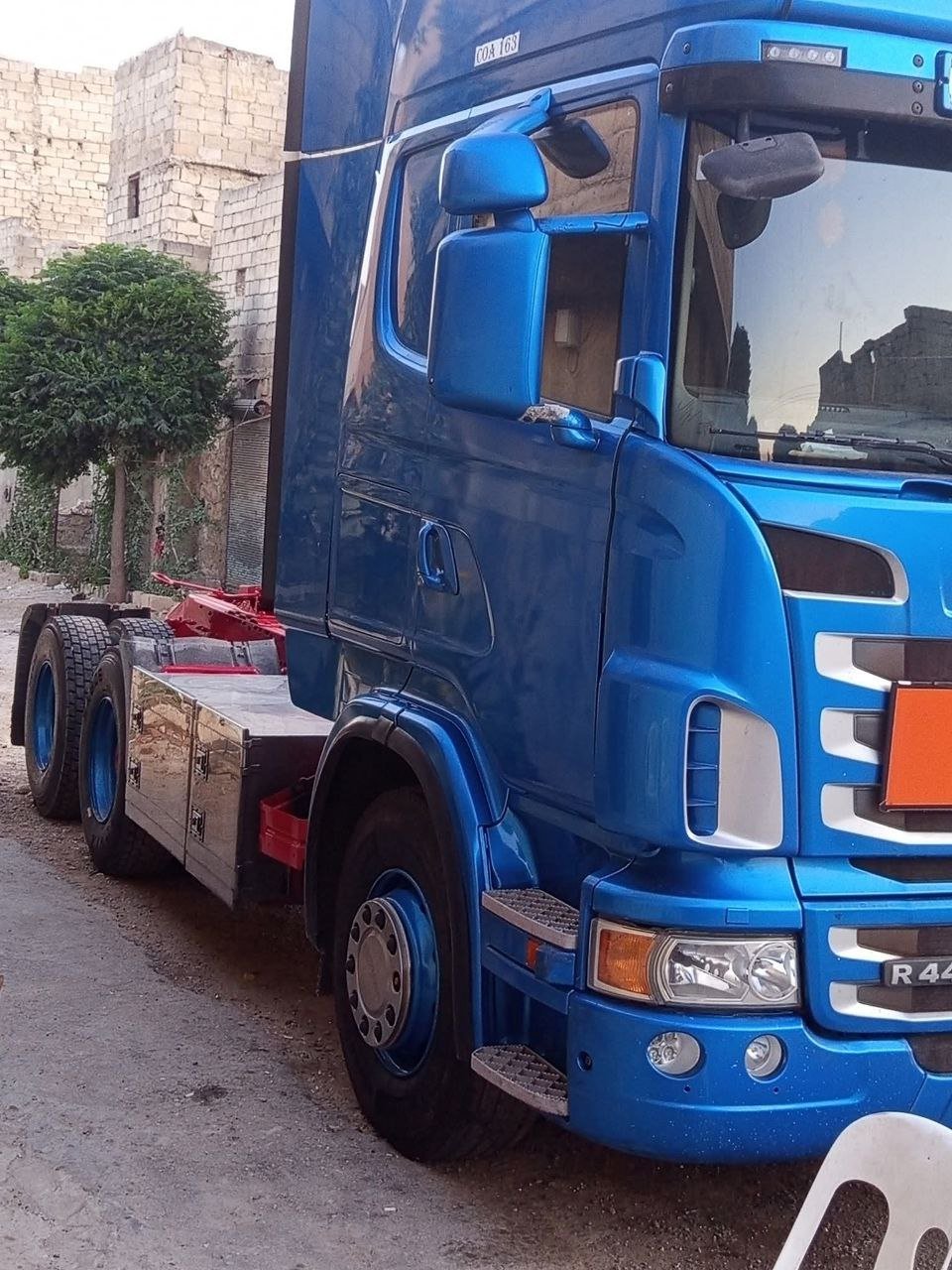 Scania Truck Head for Sale in Syria, Scania R440 New Import 2014 Model in Excellent Condition, Located in Aleppo, Best Heavy Truck Deals