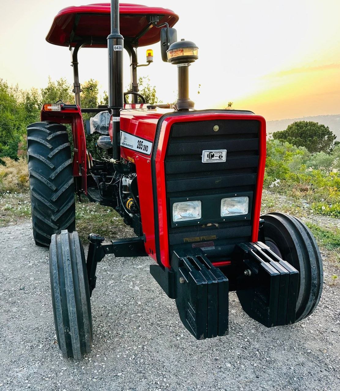 تركنور ماسي للبيع في سوريا, جرار ماسي 285 موديل 2002 تواجد اللاذقية, سوق المعدات الزراعية في سوريا