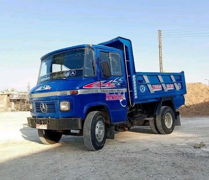 قلاب مرسيدس للبيع في سوريا، قلاب مرسيدس موديل 1971 مسجل 1975 بحالة جيدة، تواجد الحسكة، أفضل الأسعار على الشاحنات الثقيلة