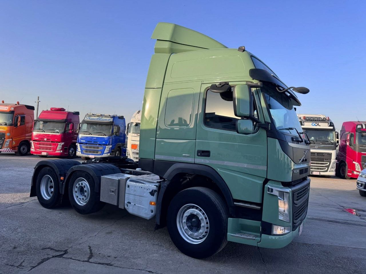 راس شاحنة للبيع في سوريا, فولفو 450 مديل 2016 تواجد حلب, أفضل موقع لبيع المعدات الثقيلة في سوريا