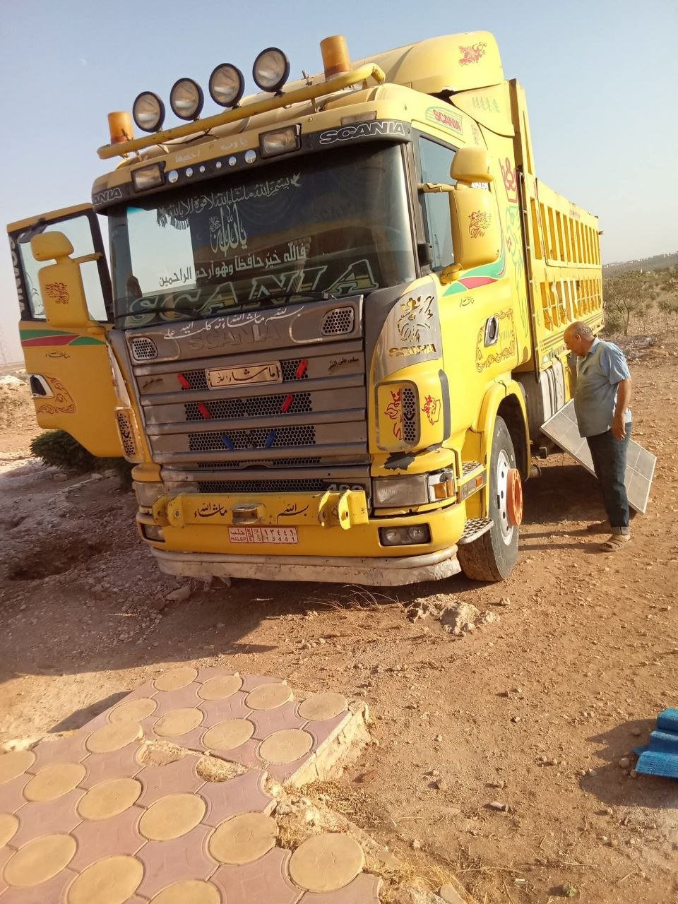 شاحنة قلاب للبيع في سوريا, قلاب سكانيا 480 مديل 1976 تواجد حلب, أفضل موقع لبيع المعدات الثقيلة في سوريا