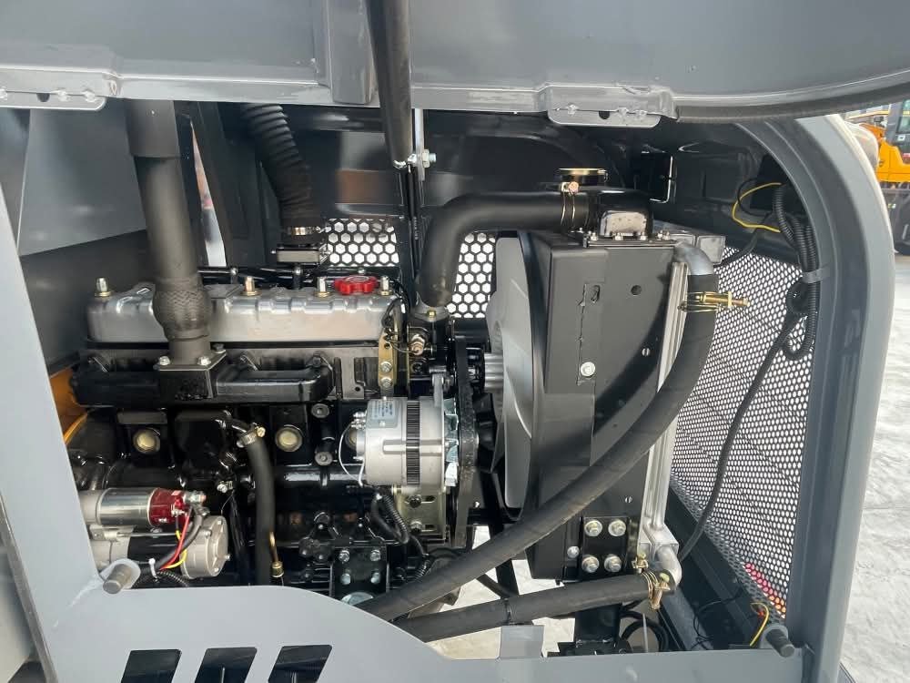 تركس للبيع في سوريا, تركس LEIVI مديل 2005 تواجد دمشق, أفضل موقع لبيع المعدات الثقيلة في سوريا