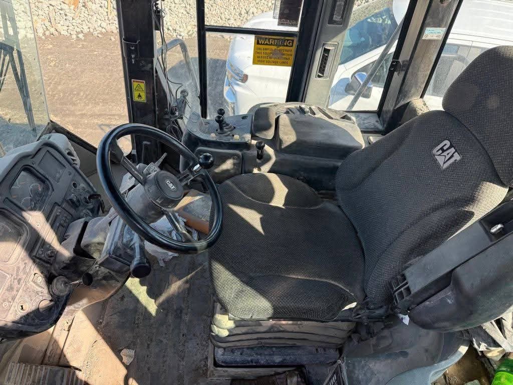 تركس للبيع في سوريا, لودر كاتربيلر 962H امريكي موديل 1990 تواجد ادلب, أفضل موقع لبيع المعدات الثقيلة في سوريا