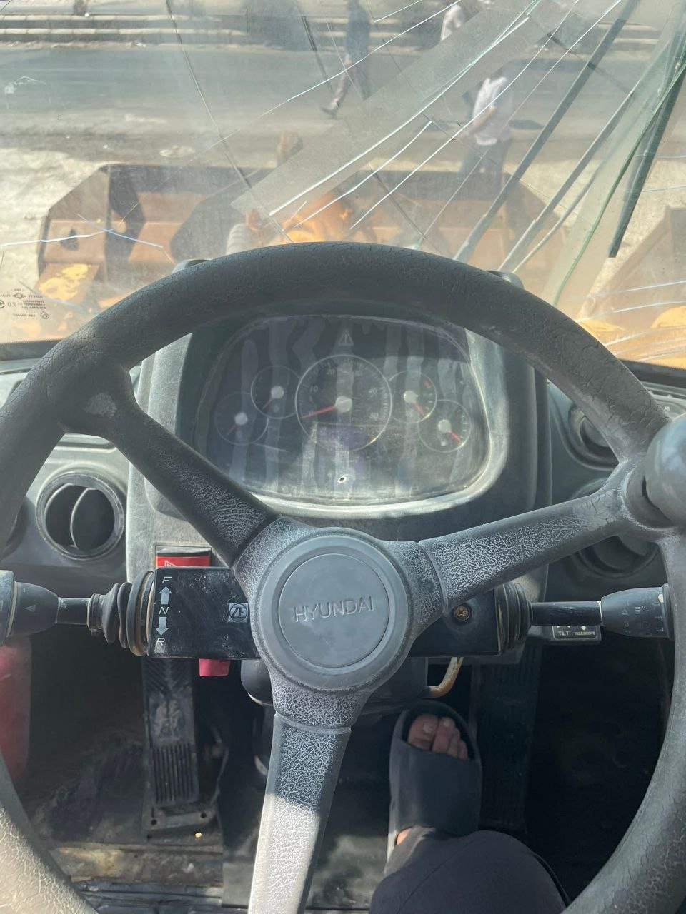 تركس للبيع في سوريا, لودر هونداي 9- 770 موديل 2015  تواجد دمشق, أفضل موقع لبيع المعدات الثقيلة في سوريا