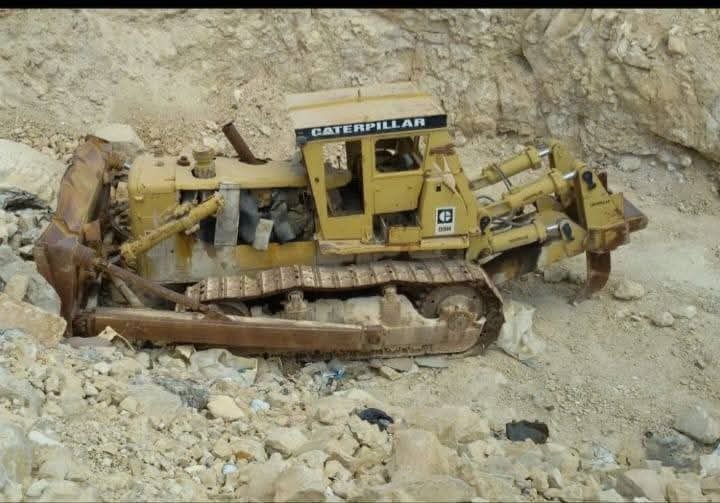Bulldozer for sale in Syria, Caterpillar D9H, 2011 model, located in Damascus, the best site for selling heavy equipment in Syria.