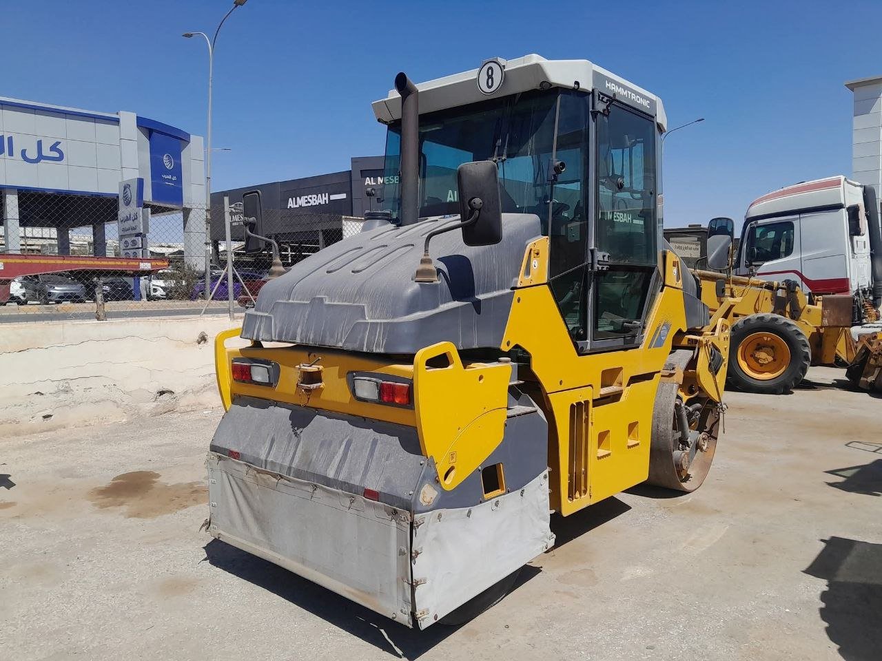 Roller for sale in Syria, Daynbac Hamm model 2005 located in Damascus, the best place to buy trucks and heavy equipment in Syria.