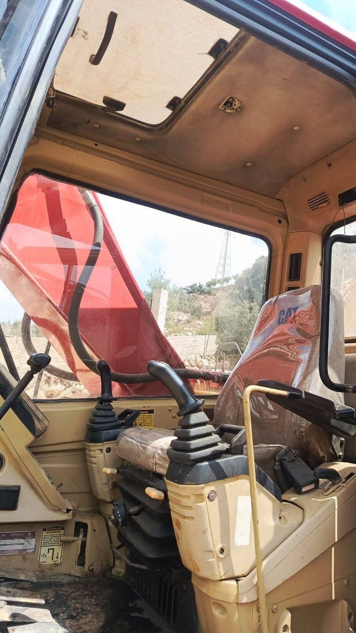 حفار للبيع في سوريا, كاتربلر 320L موديل 1997 توصيل الى كافة المحافظات السورية, أفضل موقع لبيع الشاحنات والمعدات الثقيلة في سوريا