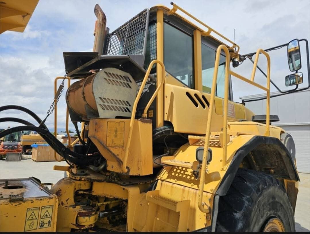 Dump truck for sale in Syria, Volvo A35D 1990 model, located in Aleppo, the best site for selling trucks and heavy equipment in Syria.