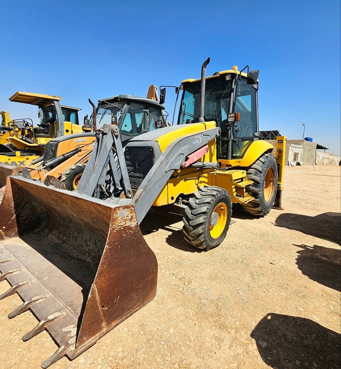 Trucks for sale in Syria, Volvo BL61, 2007 model, located in Damascus, the best site for selling trucks and heavy equipment in Syria.