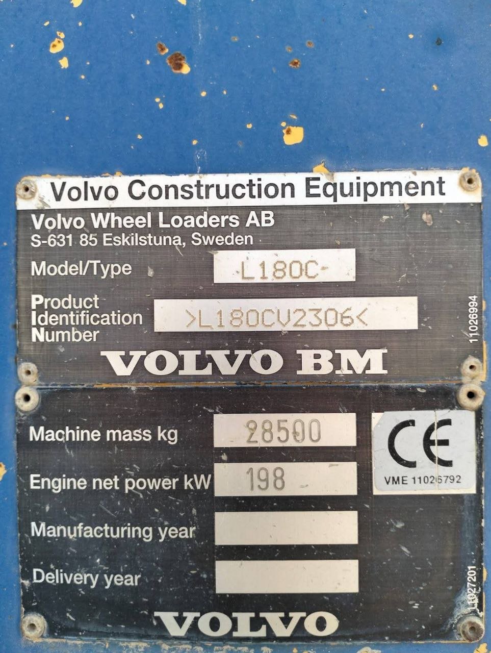 Trucks for sale in Syria, Volvo 180C model 1996 exported from Jordan to Syria, the best site for selling trucks and heavy equipment in Syria.