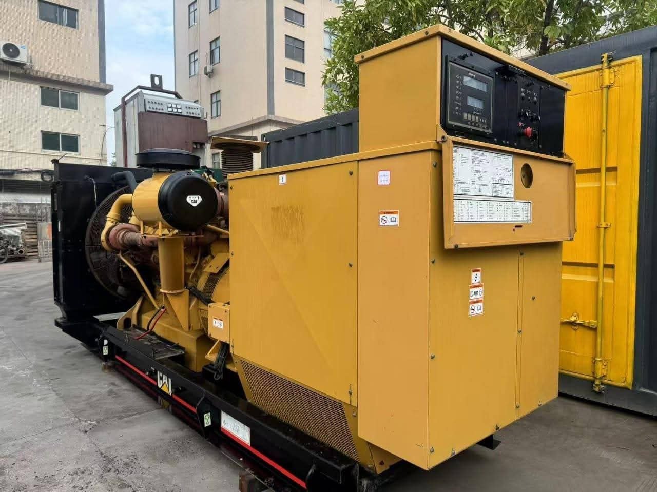 Generator for sale in Syria, Caterpillar 900F model 2005 located in Idlib, the best site for selling trucks and heavy equipment in Syria.