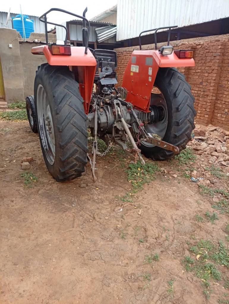 تركتور للبيع في سوريا, Tafe 214 موديل 2017 تواجد حمص, أفضل موقع لبيع الشاحنات والمعدات الثقيلة في سوريا