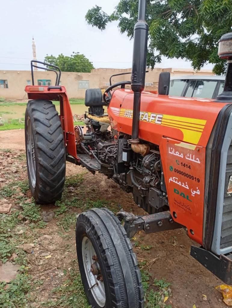 تركتور للبيع في سوريا, Tafe 214 موديل 2017 تواجد حمص, أفضل موقع لبيع الشاحنات والمعدات الثقيلة في سوريا