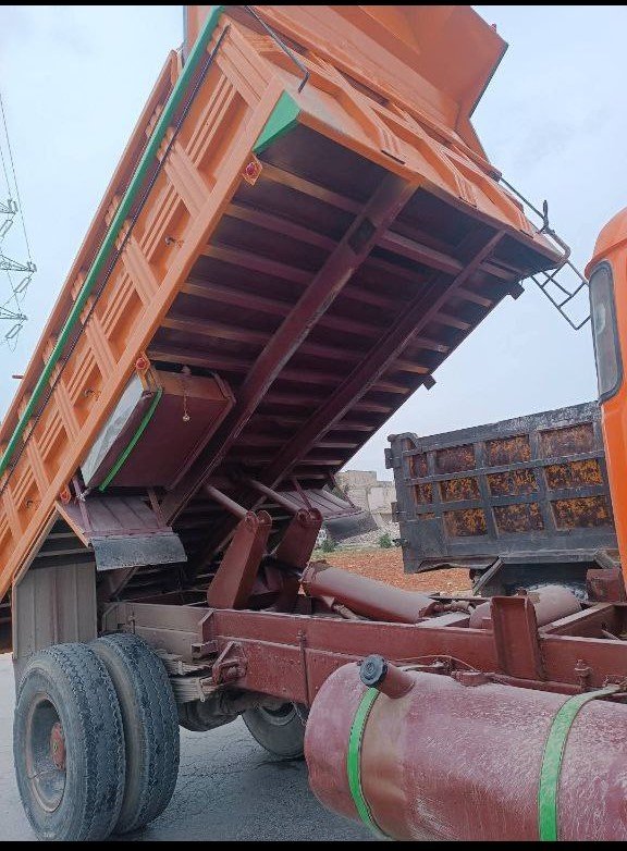 شاحنة قلاب للبيع في سوريا, مرسيدس 460 موديل 1970 تواجد حلب, أفضل موقع لبيع الشاحنات والمعدات الثقيلة في سوريا