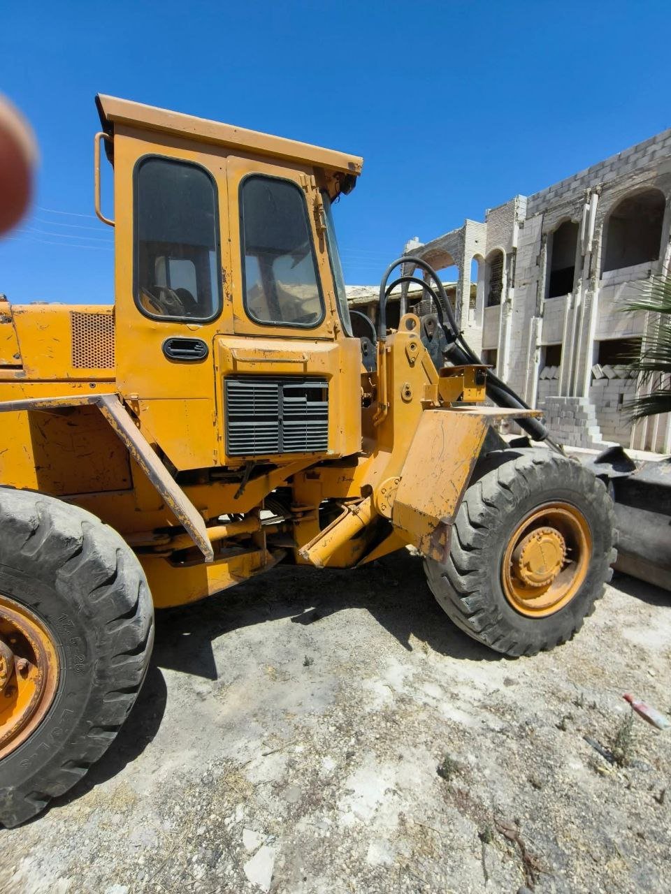 تركس للبيع في سوريا, BM L170 موديل 1998 تواجد حلب, أفضل موقع لبيع الشاحنات والمعدات الثقيلة في سوريا