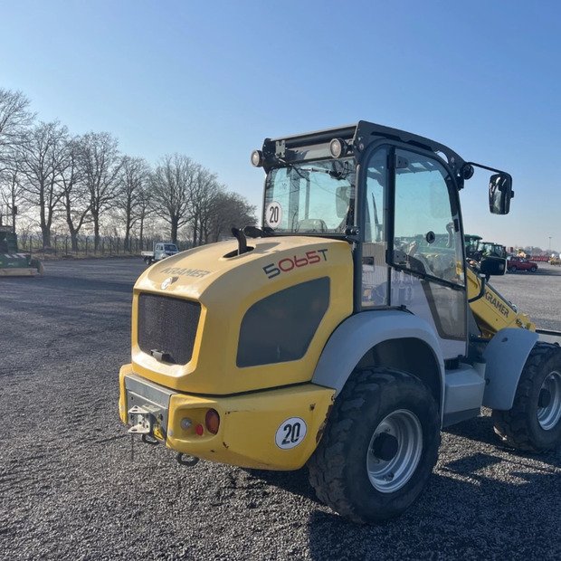 لودر KRAMER للبيع,  KRAMER 5065T موديل 2017 استيراد من اوروبا, أفضل موقع لبيع الشاحنات والمعدات الثقيلة في سوريا