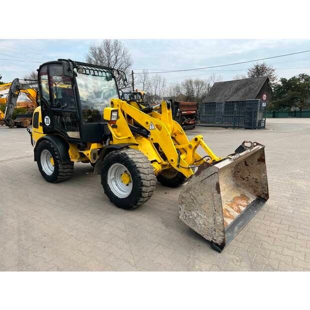 لودر WACKER للبيع,  WACKER WL 37 موديل 2022 استيراد من اوروبا, أفضل موقع لبيع الشاحنات والمعدات الثقيلة في سوريا