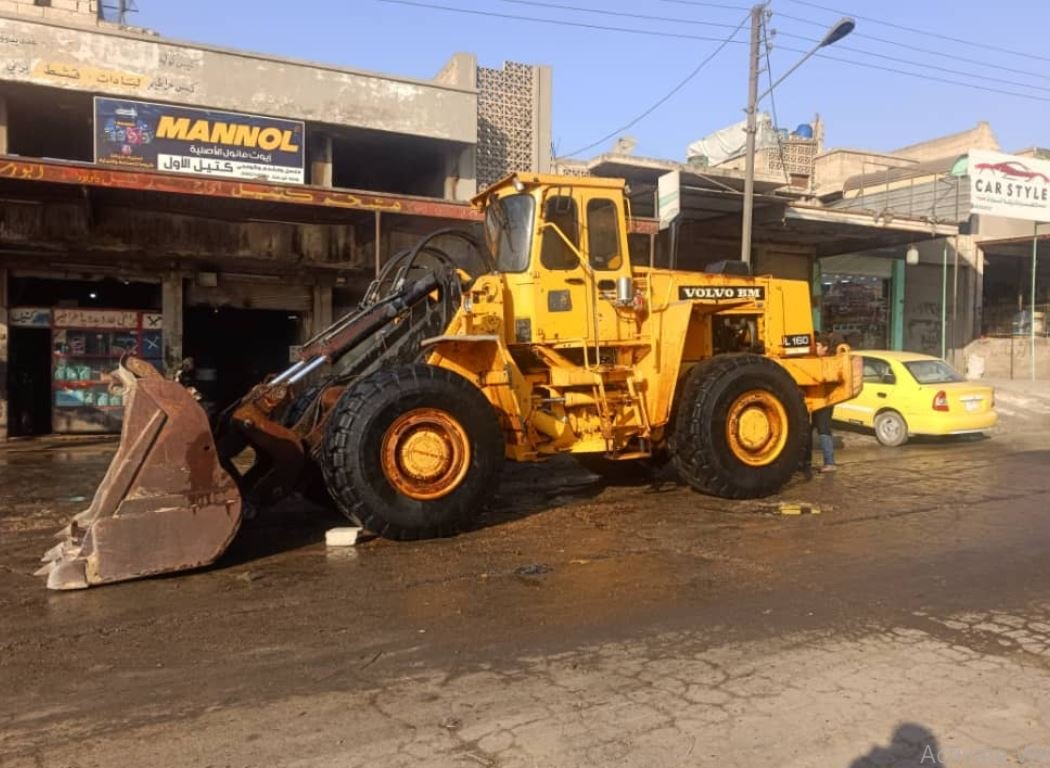 Volvo Loader for Sale in Latakia, 1992Volvo L180F, Located in Latakia, Best Deals on Heavy Loaders and Equipment
