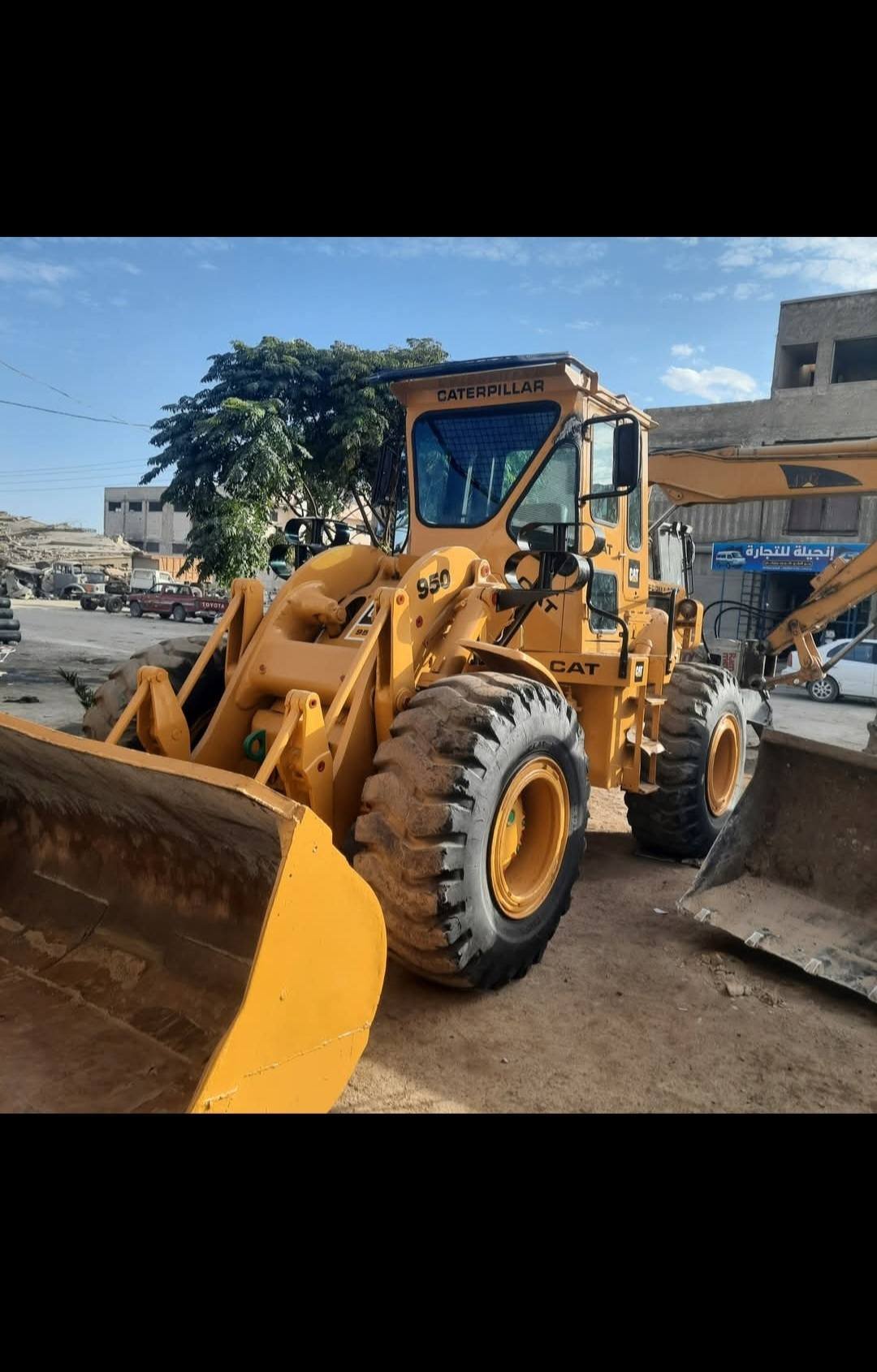 للبيع في ريف دمشق دوما: تركس كاتر بيلر (جرافة) موديل 1981