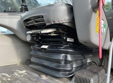 حفار Volvo للبيع في ادلب, Volvo EC220DL موديل 2015 تواجد ادلب, أفضل موقع لبيع الشاحنات والمعدات الثقيلة في سوريا