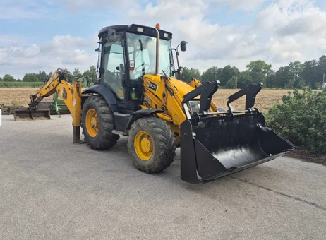 JCB loader for sale in Idlib, JCB 3CX model 2000 available in Idlib, the best site for selling trucks and heavy equipment in Syria