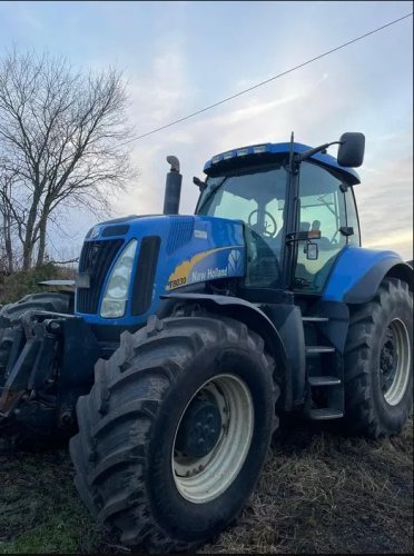 تركس New Holland للبيع في حمص, New Holland 8030 موديل 2009 تواجد حمص, أفضل موقع لبيع الشاحنات والمعدات الثقيلة في سوريا