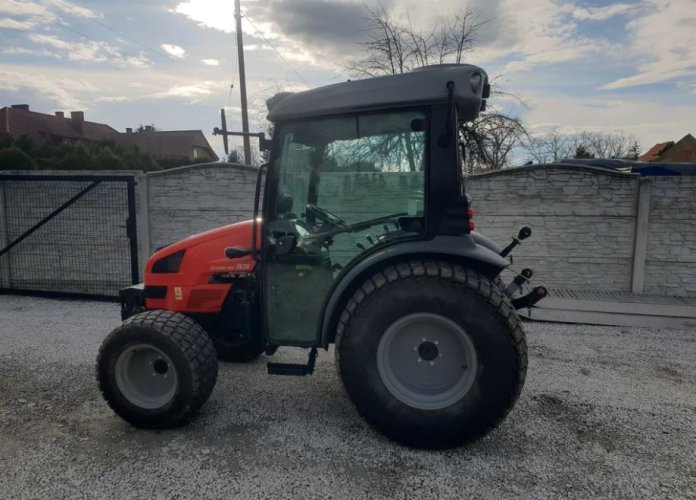 تركتور Solaris للبيع في حمص, Solaris 55 موديل 2020 تواجد حمص, أفضل موقع لبيع الشاحنات والمعدات الثقيلة في سوريا