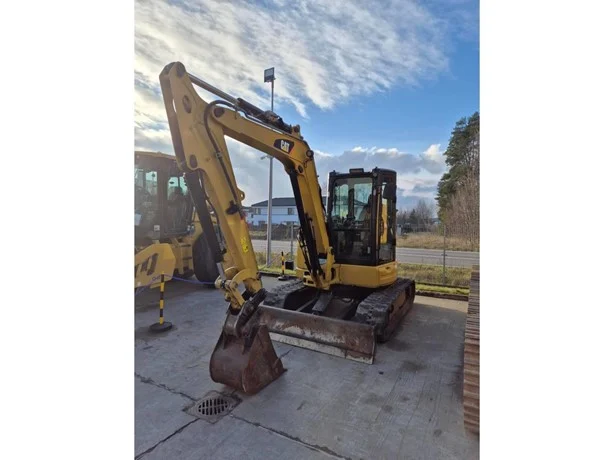 Caterpillar Excavator for sale in Homs, Caterpillar 305.5E2, 2019 model, located in Homs. The best site for selling trucks and heavy equipment in Syria