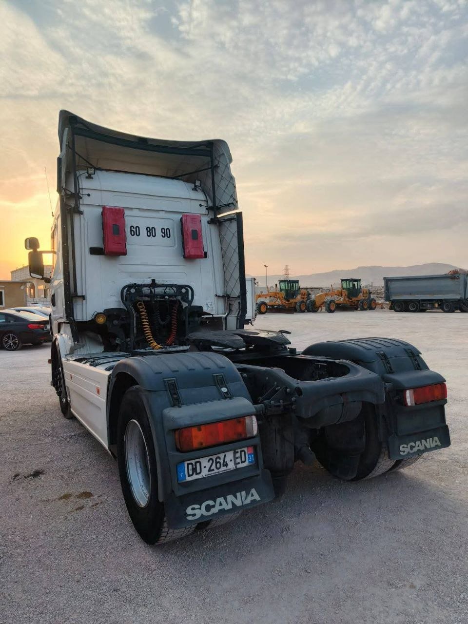 راس شاحنة سكانيا للبيع في دمشق, سكانيا R 490 موديل 2014 تواجد دمشق, أفضل موقع لبيع الشاحنات والمعدات الثقيلة في سوريا