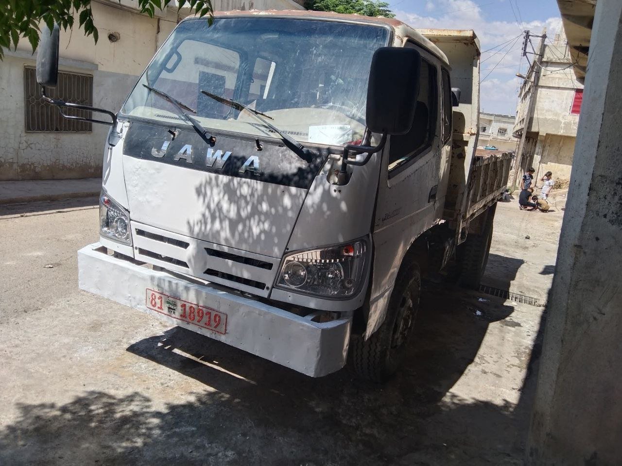 قلاب جاوا للبيع في دمشق, جاوا 130 موديل 2000 تواجد دمشق, أفضل موقع لبيع الشاحنات والمعدات الثقيلة في سوريا