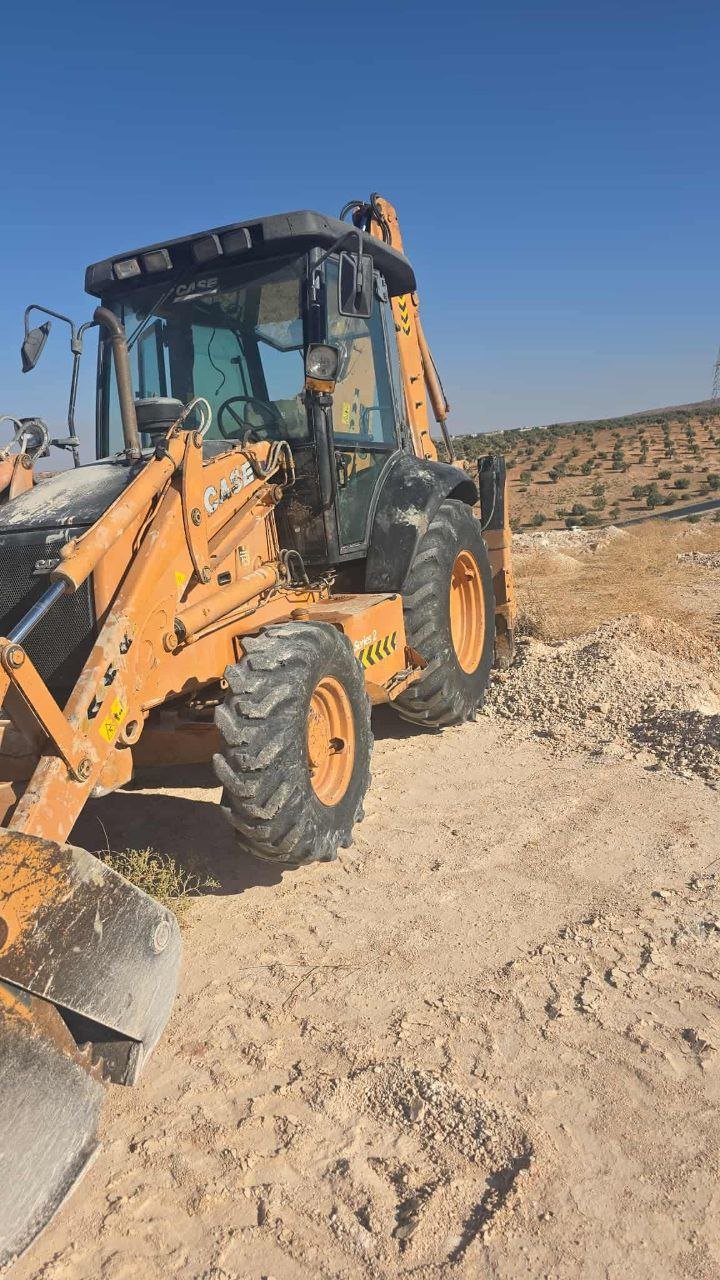 لودر  كيز  للبيع في دمشق, كيز 40 موديل 2006 تواجد دمشق, أفضل موقع لبيع الشاحنات والمعدات الثقيلة في سوريا