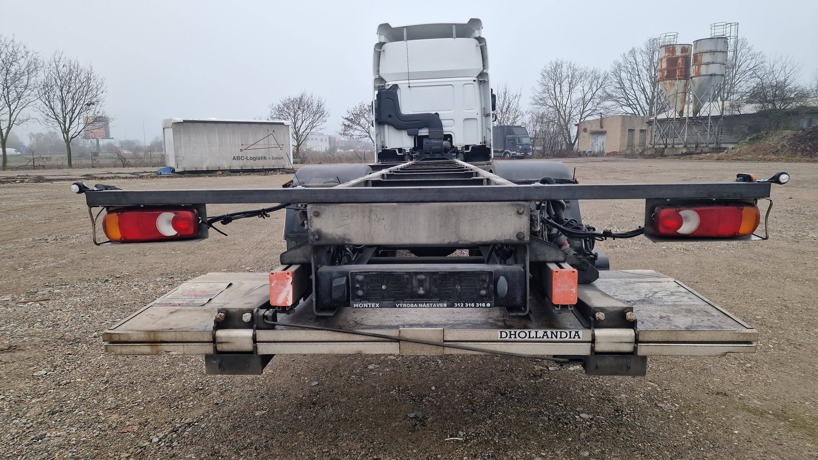 شاحنة داف 2016 شاسيه طويل تبريد - متوفرة في دمشق