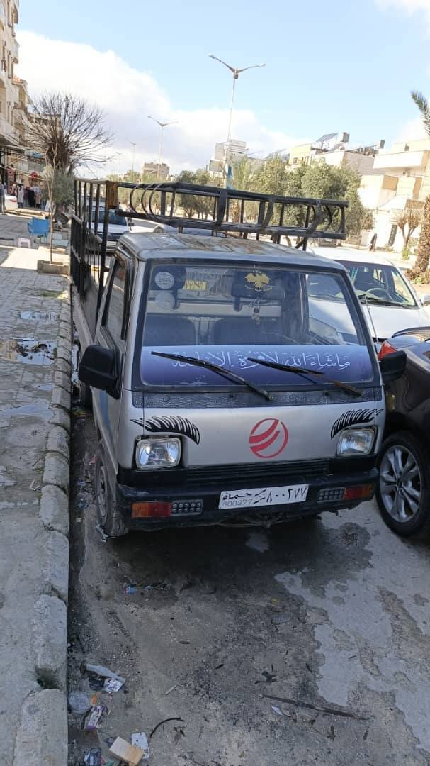 للبيع في حمص الرستن, شاحنة ولينغ , موديل 2000