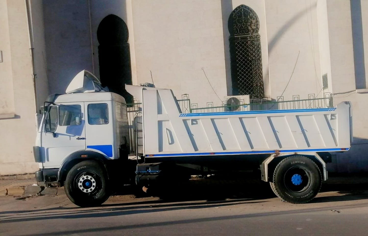 Mercedes Dump Truck for Sale in Damascus